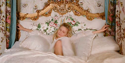 17 Ways You're A Sleep Deprived Mum - bedtime